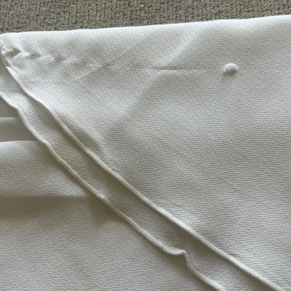 N/A cream white
